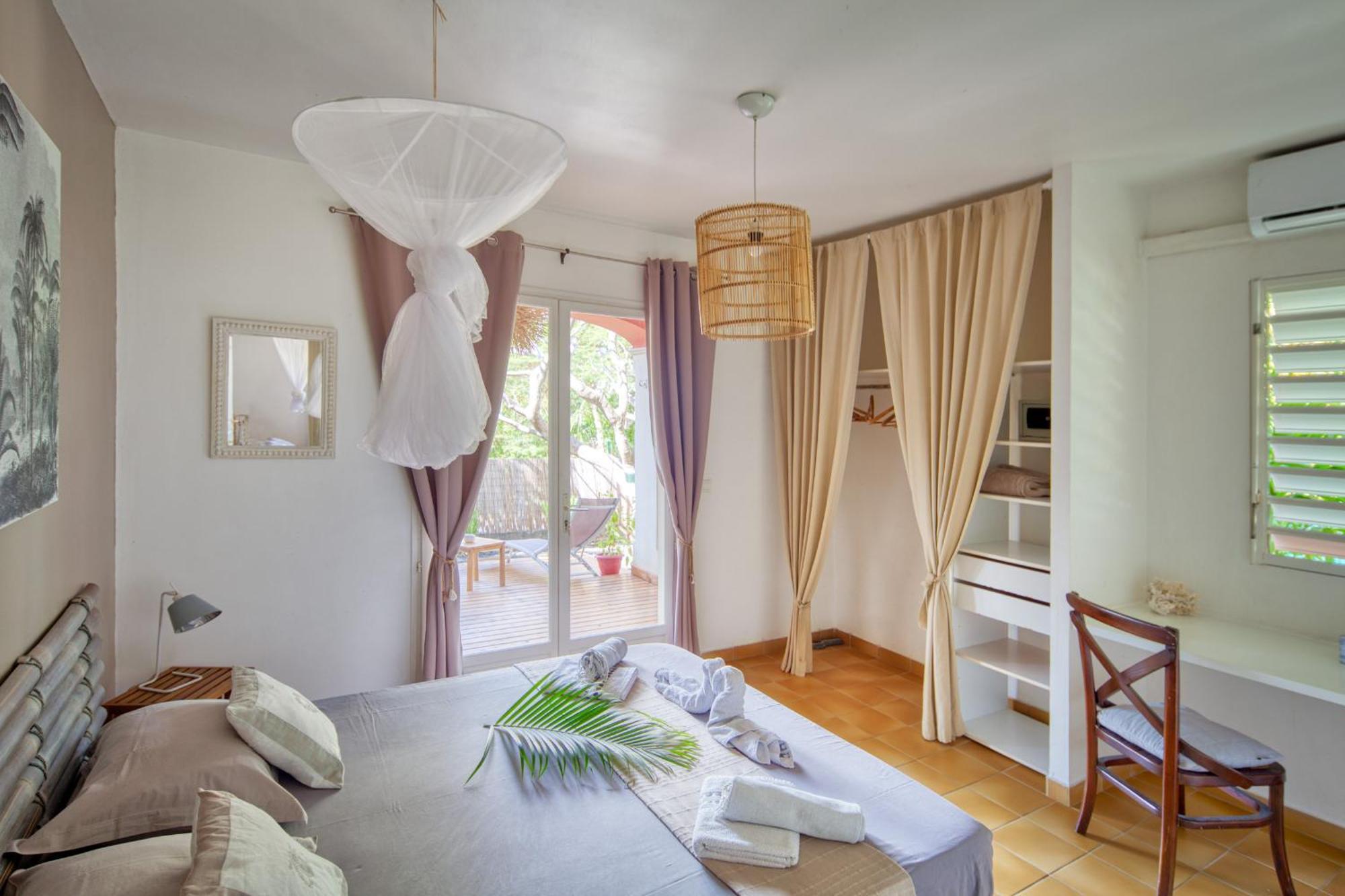 Villa Les Saintes 4/5 P A 50m De La De L'anse De Mancillier *